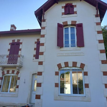 Les Palissieres - Chambres D'Hotes Mortagne-sur-Gironde Exterior foto